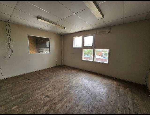 151M² MINI FACTORY FOR SALE IN KYA SANDS